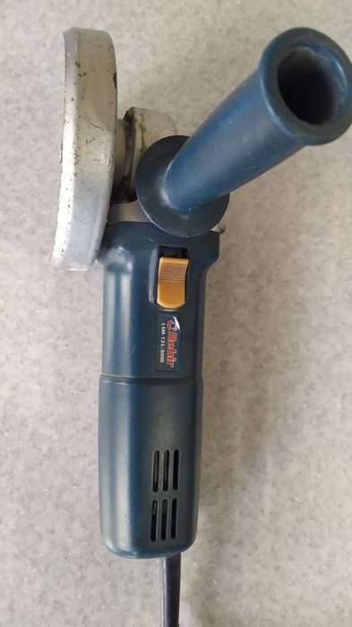 Продам болгарку  Rebit