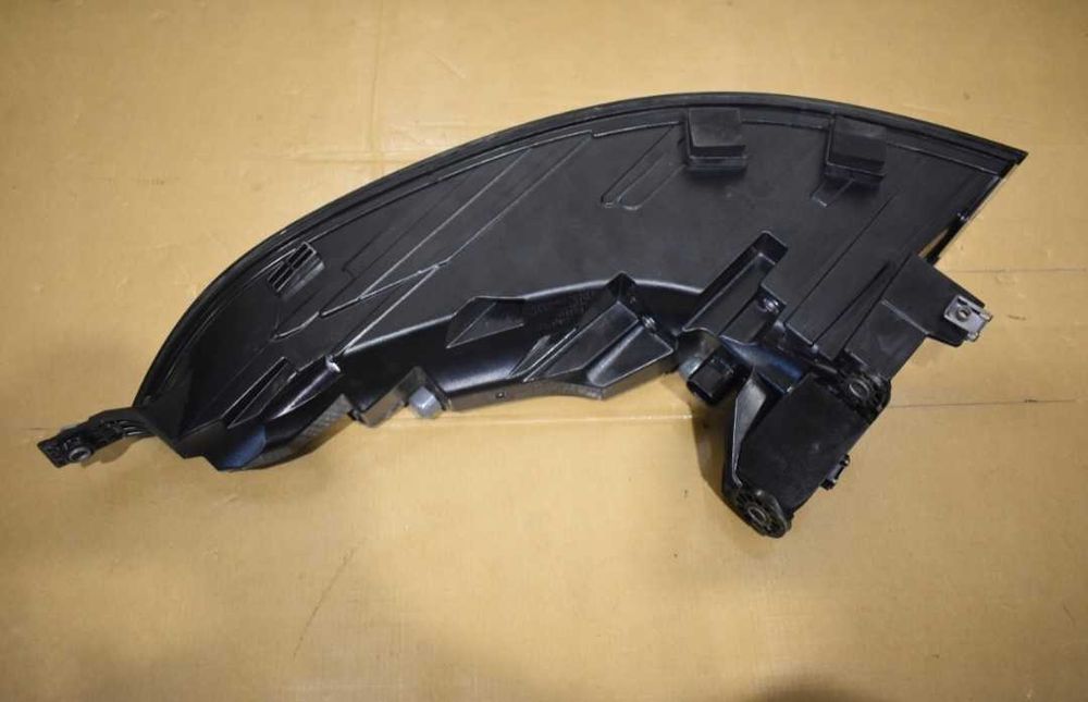 Lampy tył.porsche Panamera 971 lift USA