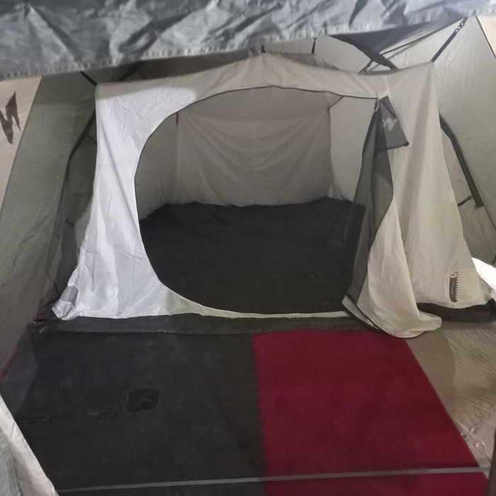 Tenda Quechua como nova para 4 pessoas