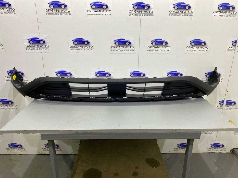 Нижня частина решітка бампера Ford escape mk4 форд ескейп мк4 2023+