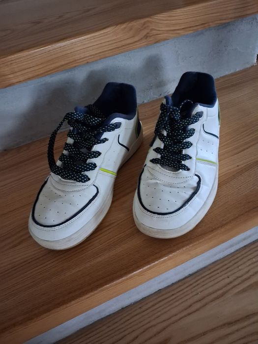 Buty sportowe chłopięce Reserved rozm.36