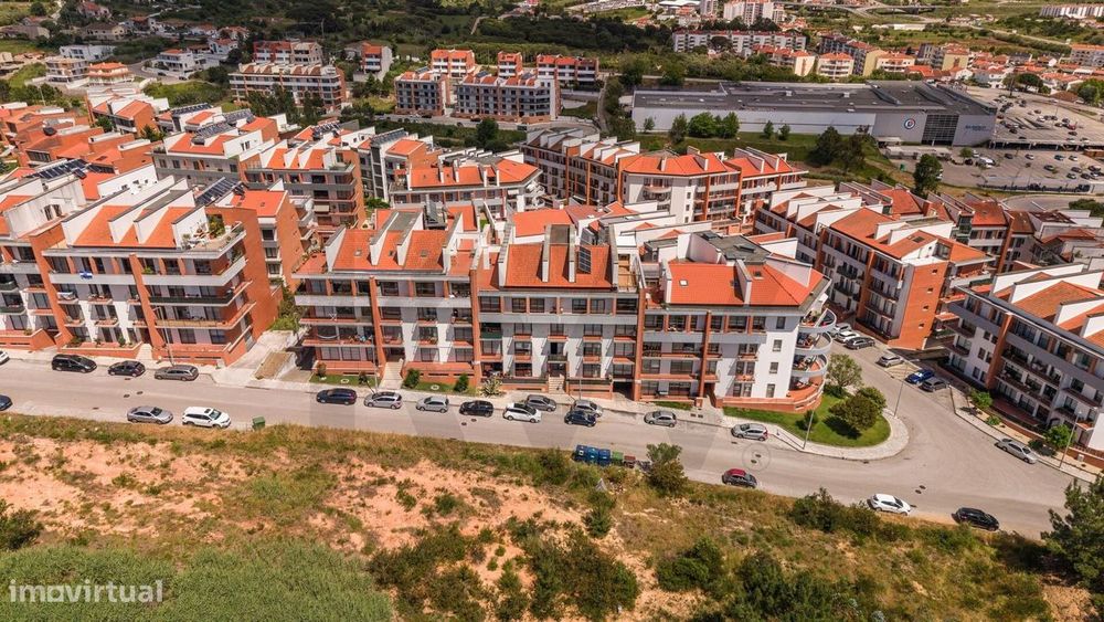 T2 Quinta da Borleteira: Luminosidade, Áreas Generosas e Garagem Box