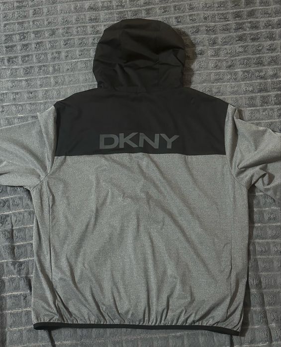Вітровка DKNY