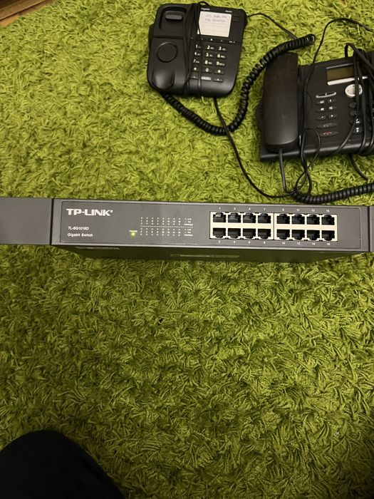 Коммутатор TP-LINK TL-SG1016D гігабитний з Франції
