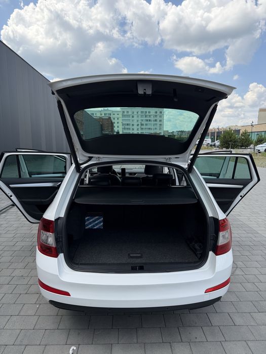 Skoda Octavia 2013 VIN TMBJD7NE4E0084921 фото оголошення 17 з 24