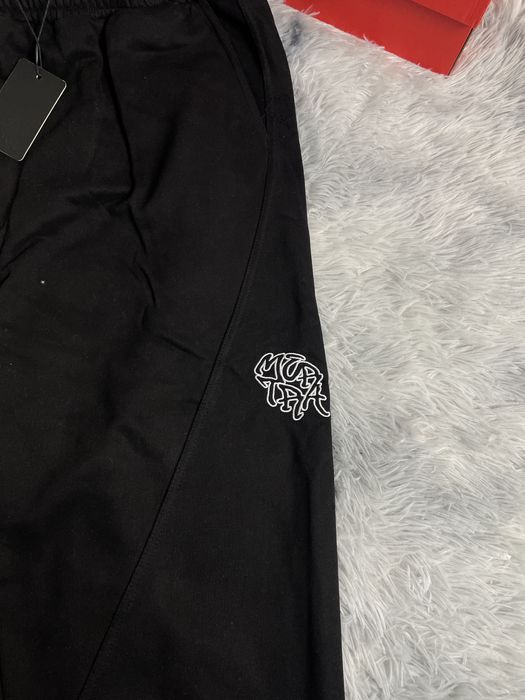 Чорні штани Mertra на резинці / штани mertra чорні