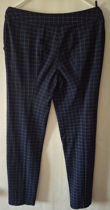 Женский строгий костюм