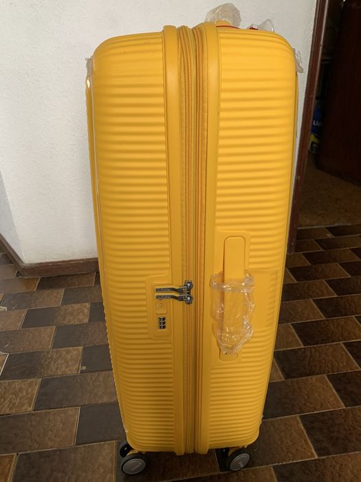 Mala American Tourister Soundbox 67cm Amarela – Nova – 23kg