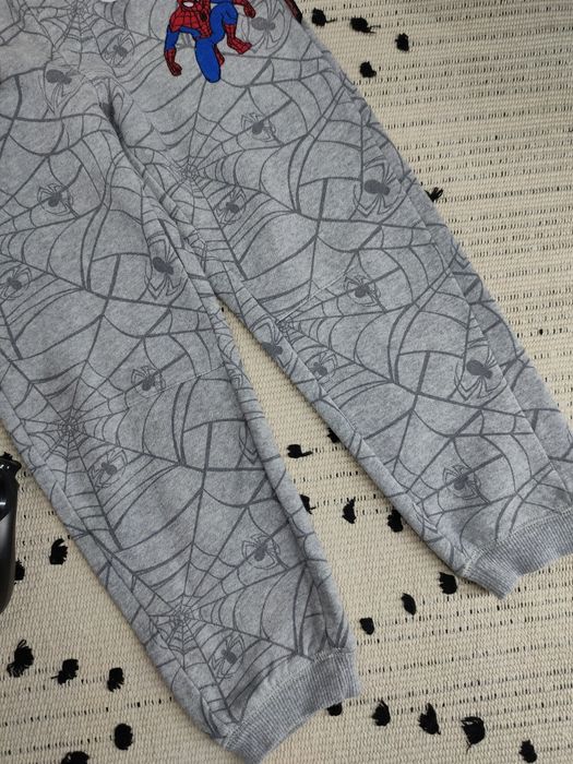 Спортивные штаны теплые 4-5 лет