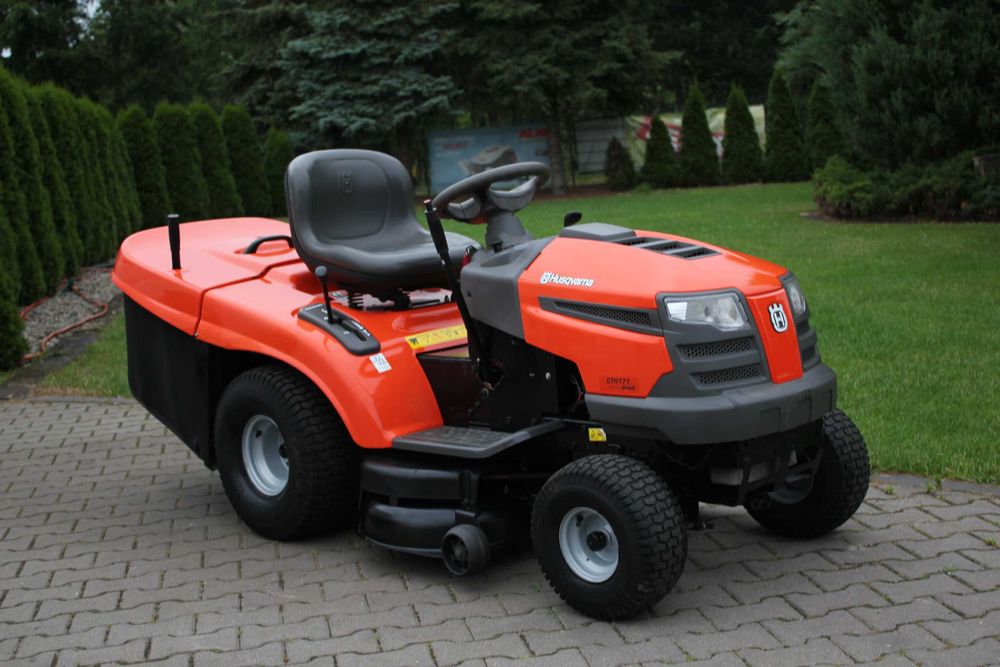 Husqvarna CTH 171  CTH171 TRAKTOREK Kosiarka