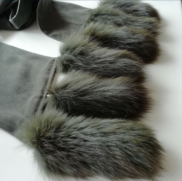 Помпон бубон з натурального хутра хутряний хвостик китиця хутро