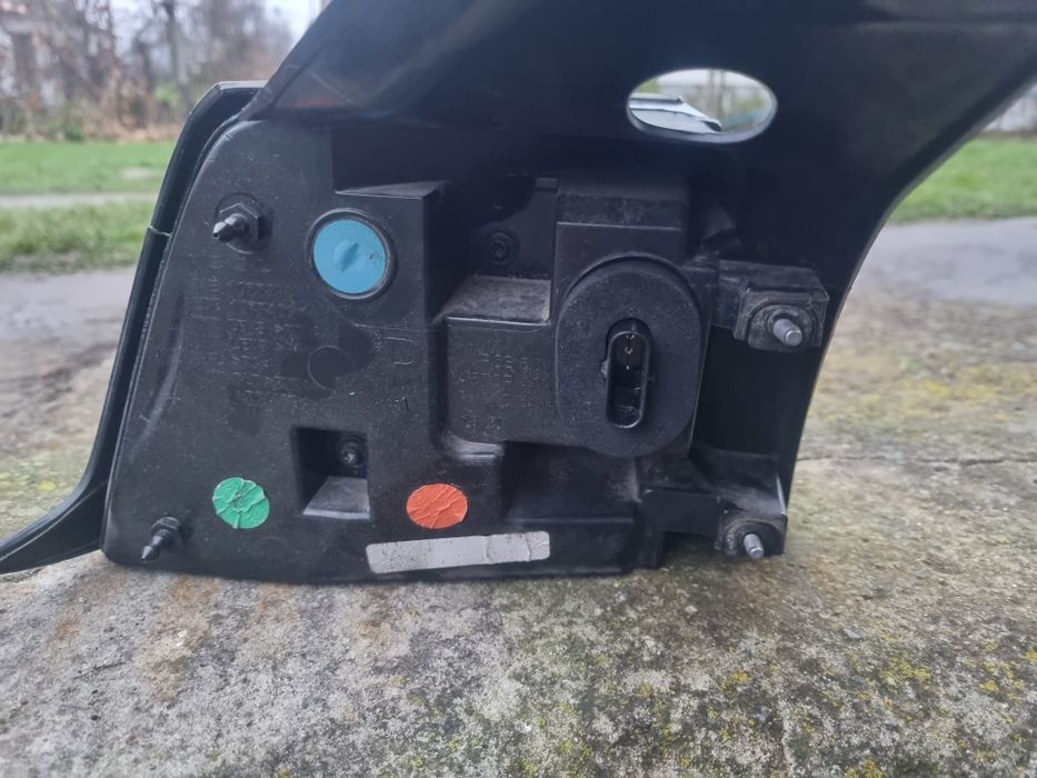 Поворот до тесла, 2021р.