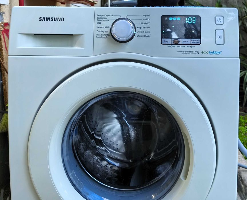 Máquina de Lavar Roupa Samsung eco bubble A+++