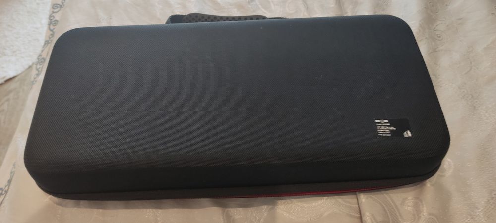 Case etui większy futerał z rączką na Nintendo switch marki Mad Dog.