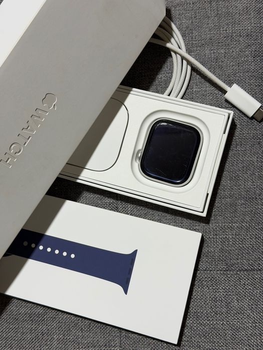 Apple Watch Series 10 46mm Prateado | Impecável | Com Fatura + Bateria 99%