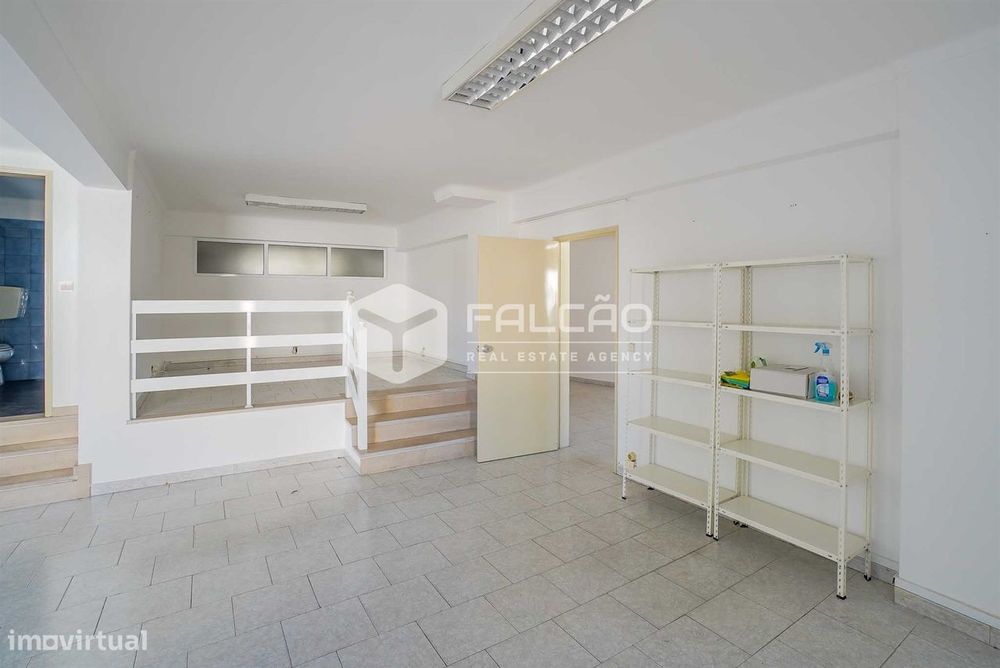 Loja T1 Venda em Santarém (Marvila), Santa Iria da Ribeira de Santarém