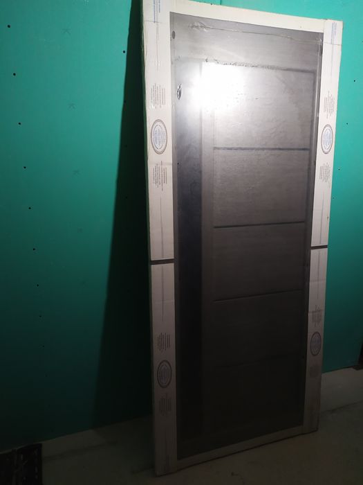 Продам міжкімнатні двері