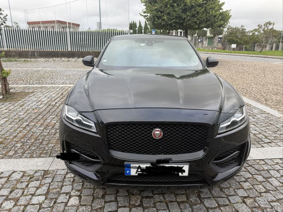 Jaguar F pace 180cv