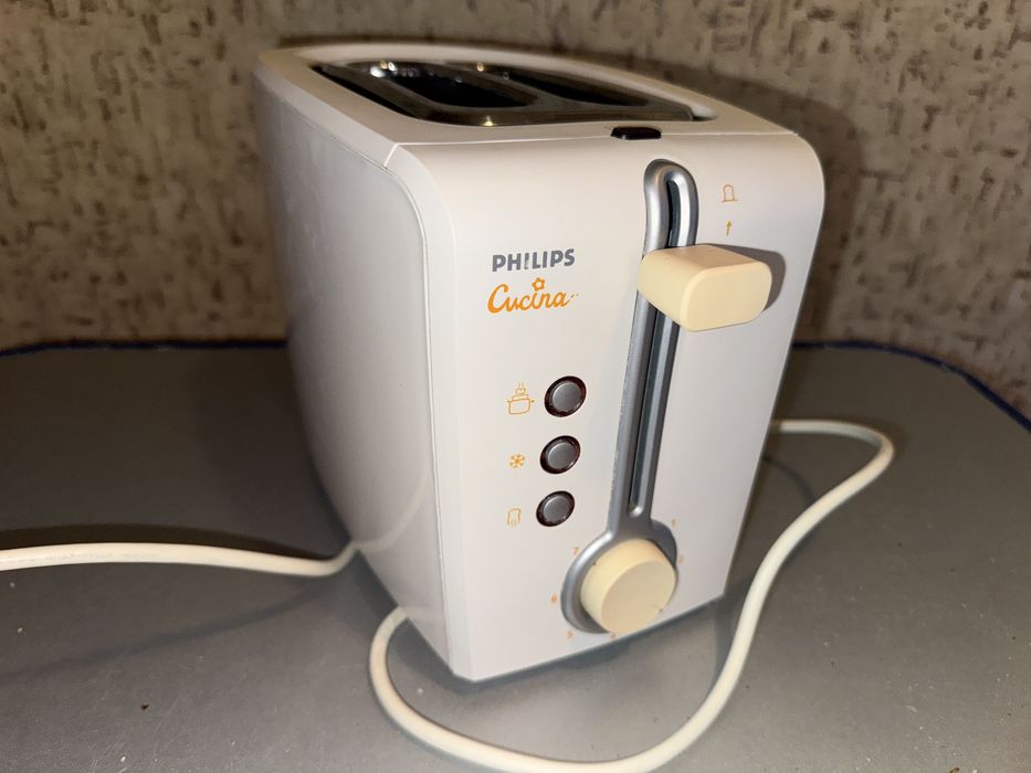 Тостер Philips 1000w