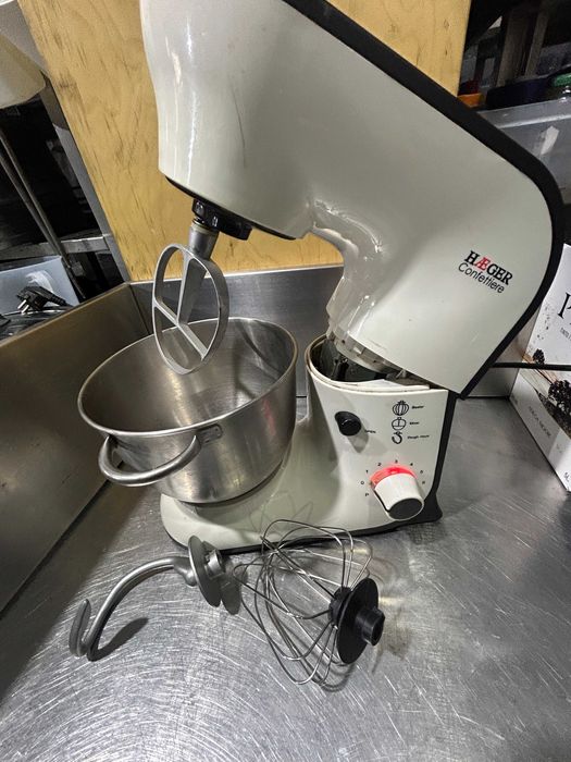 Batedeira robot de cozinha