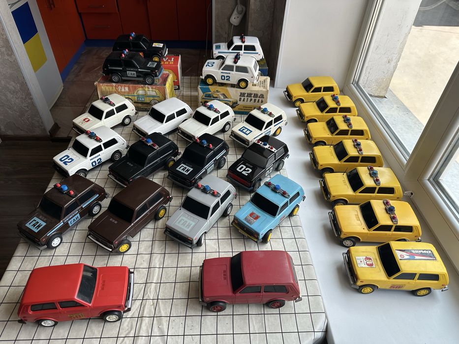 Ігрушка ссср Машинка Ніва