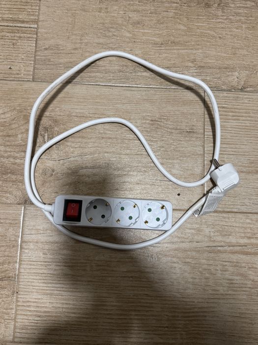 Tomada extensao com 3 acessos