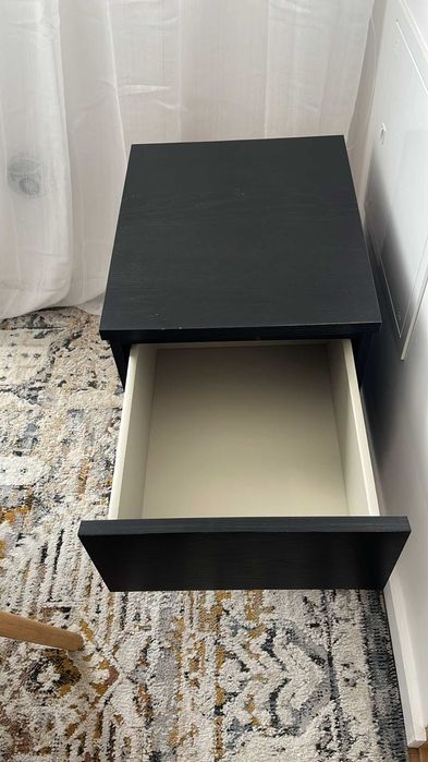 Mesa de Cabeceira IKEA
