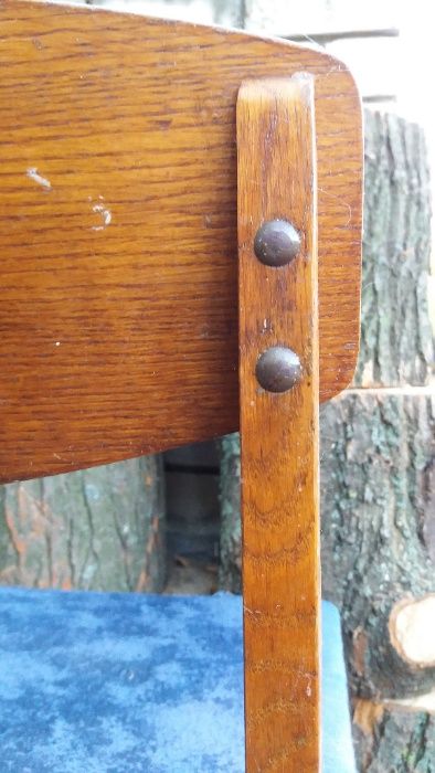 Стулья деревянные