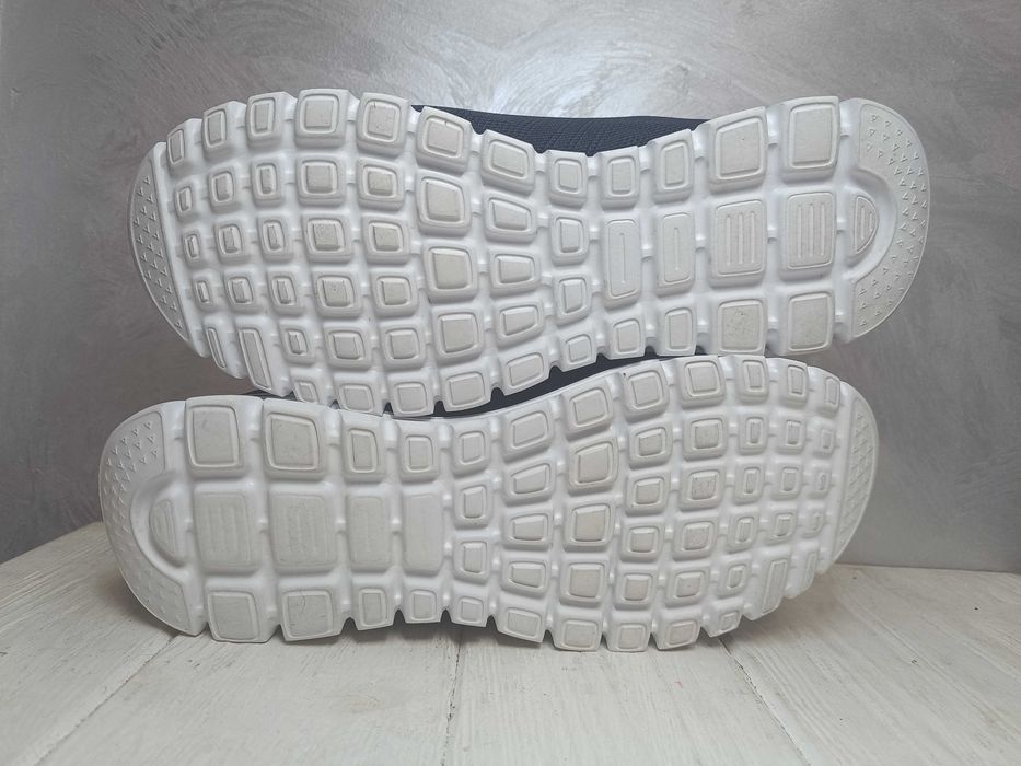 Skechers Graceful Get Connected