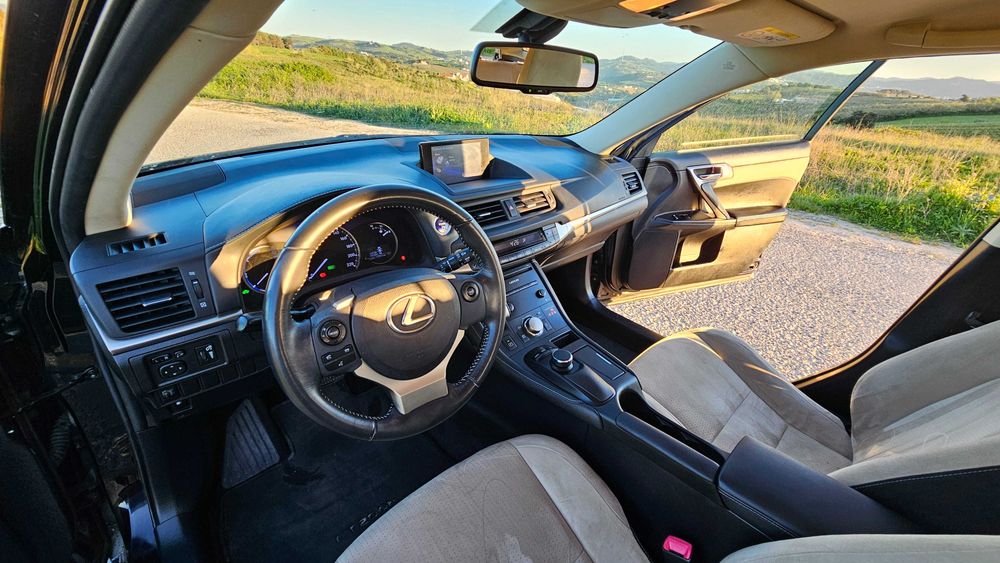 Lexus CT 200h Executive - Híbrido, Económico e Extremamente Fiável