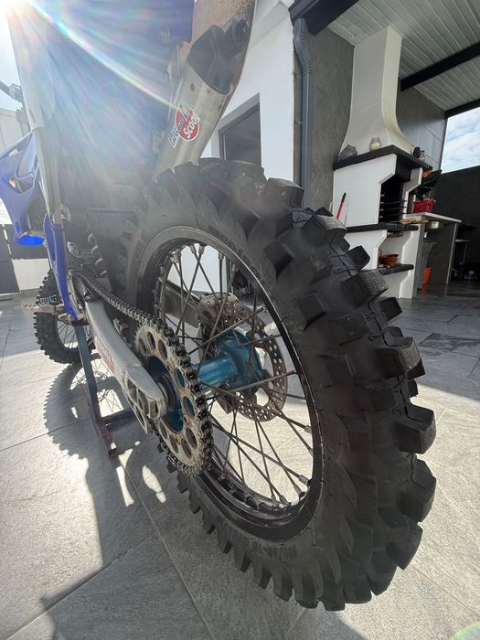 Yamaha YZ 125 matrículada