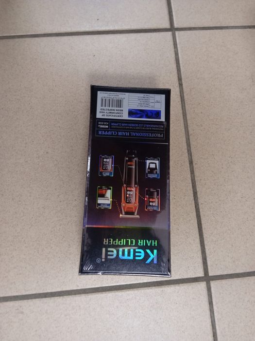 maszynka do strzyżenia włosów Kemei KM-658.