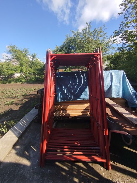 Ліса будівельні ( в оренду )