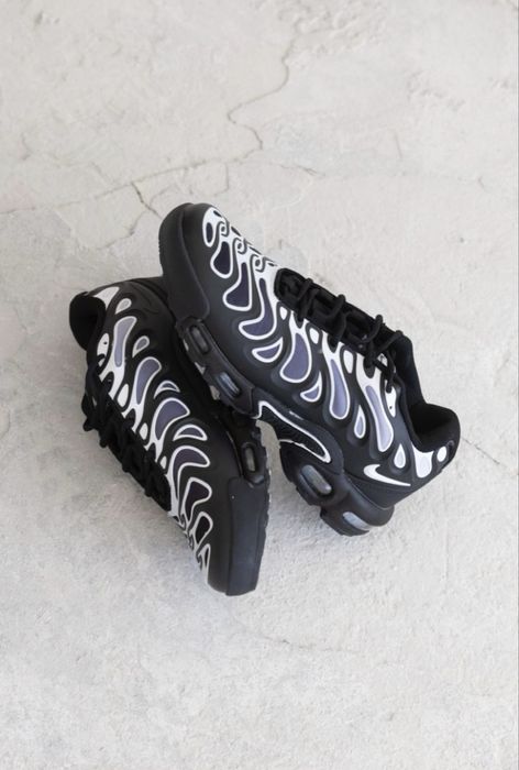 Nike Air Max Plus Drift