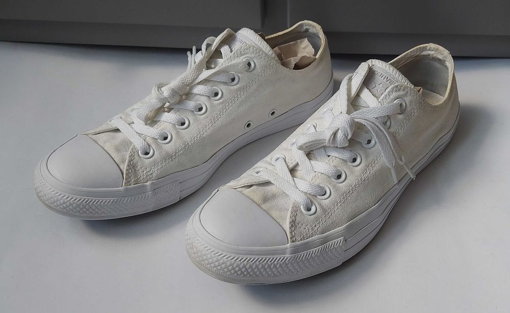 Białe buty Converse All Star Model: 1U647 rozmiar: 44