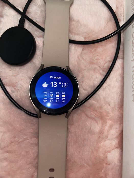 Galaxy Watch 4 (Samsung)