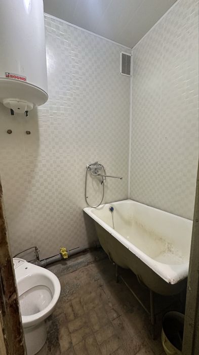 Продам 1 кімнатну квартиру район 12 кварталу