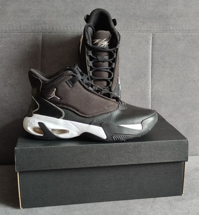 Buty dziecięce Jordan MAX AURA 4