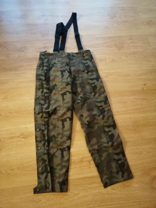 Spodnie goretex Wzór 128/MON, M/R