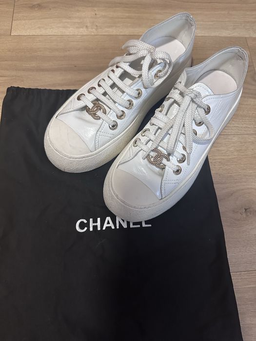 Skórzane trampki Chanel