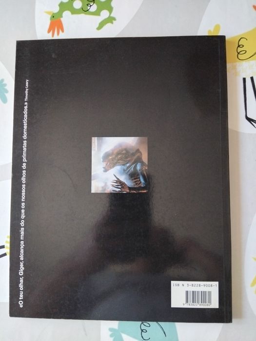 Livro HR Giger ARh+, da Taschen