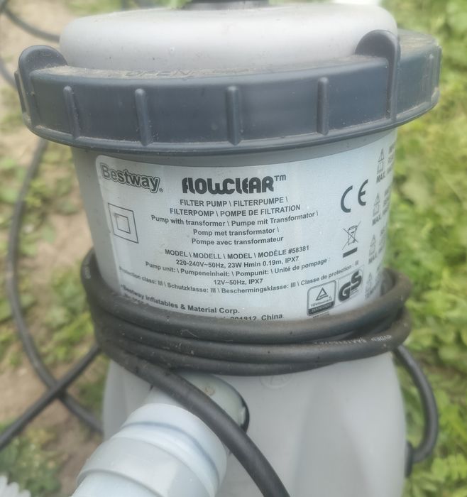 Продам каркасний басейн Intex 300×200×75см стан нового