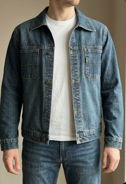 Джинсова синя куртка для хлопця