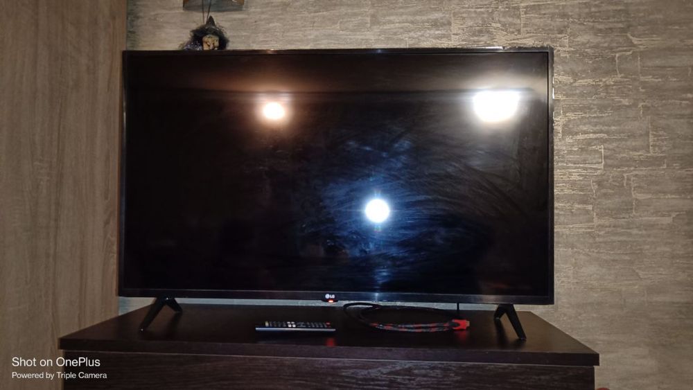 Телевізор LG 43” ідеальний стан