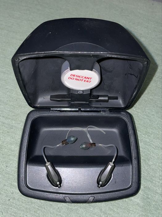 Aparaty słuchowe KIND (Starkey 700) | Akumulatorowe | Jak nowe