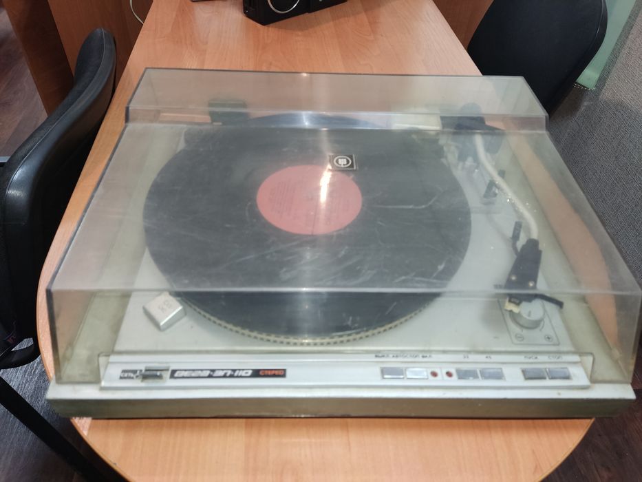 CD, MD и виниловые проигрыватели Запорожье: купить виниловый