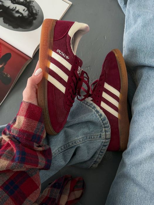 Spezial Shadow Bordo, Адідас Спезіал червоні