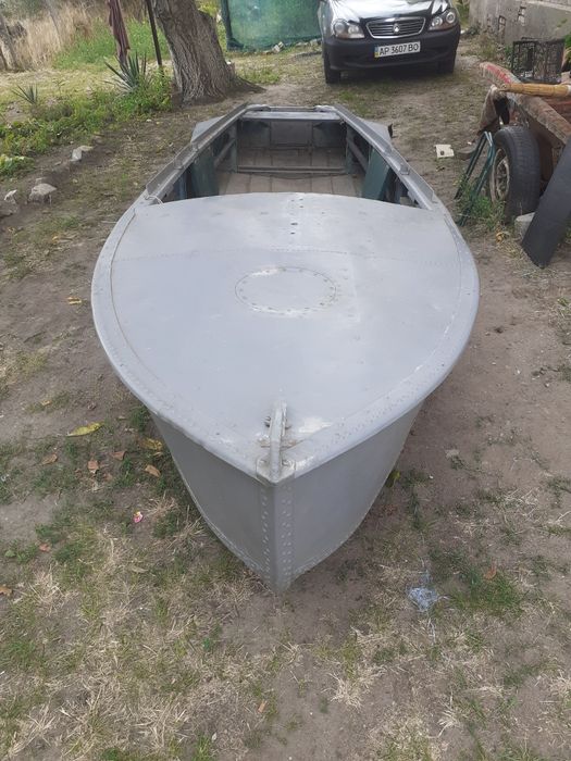 Лодка южанка сдоками