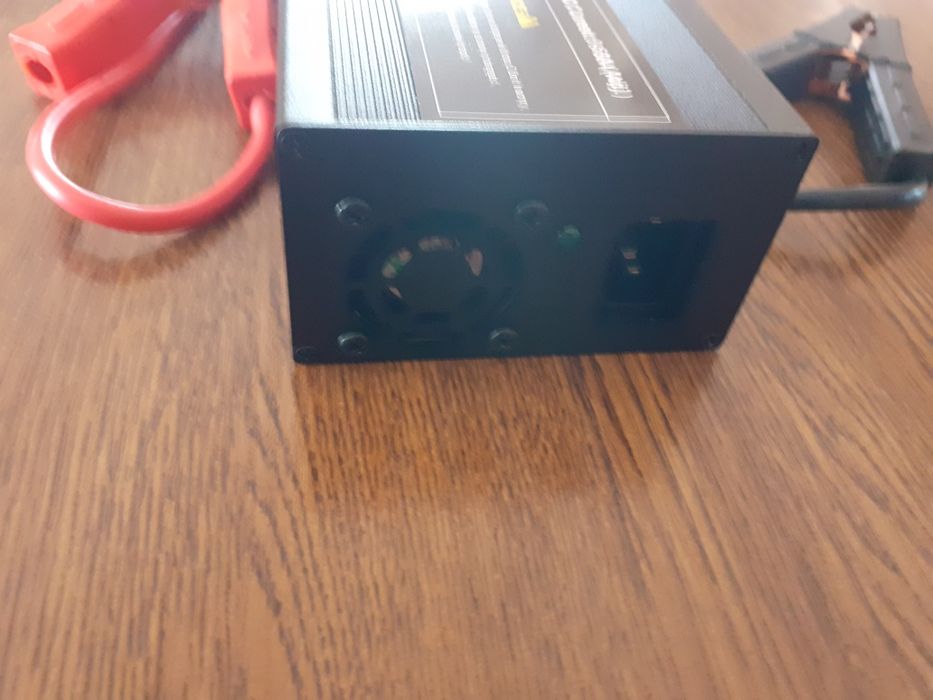 Ładowarka LiFePo4 14.6V 50A Nowa