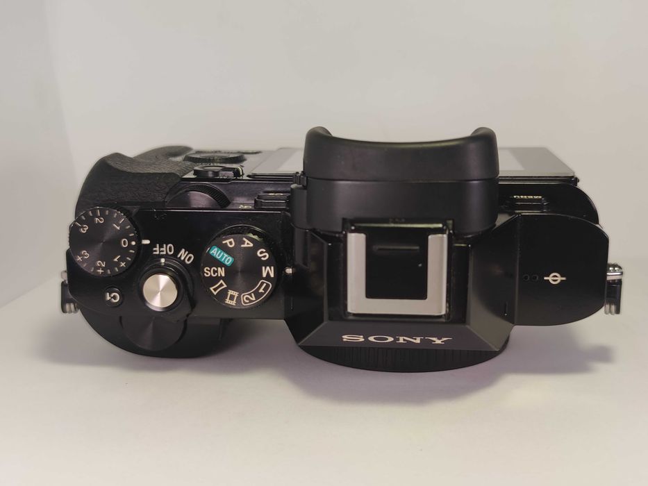 Sony Alpha a7R+доп батарея пробіг 16750